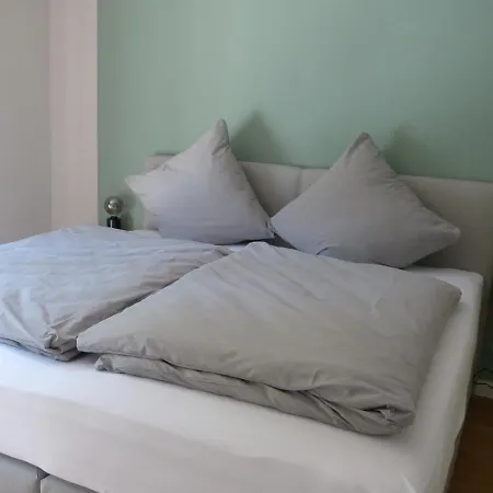 Utkiek Stuuv Apartman *